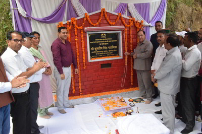 Bhoomi pujan of 2.1 km link road was done in a better way